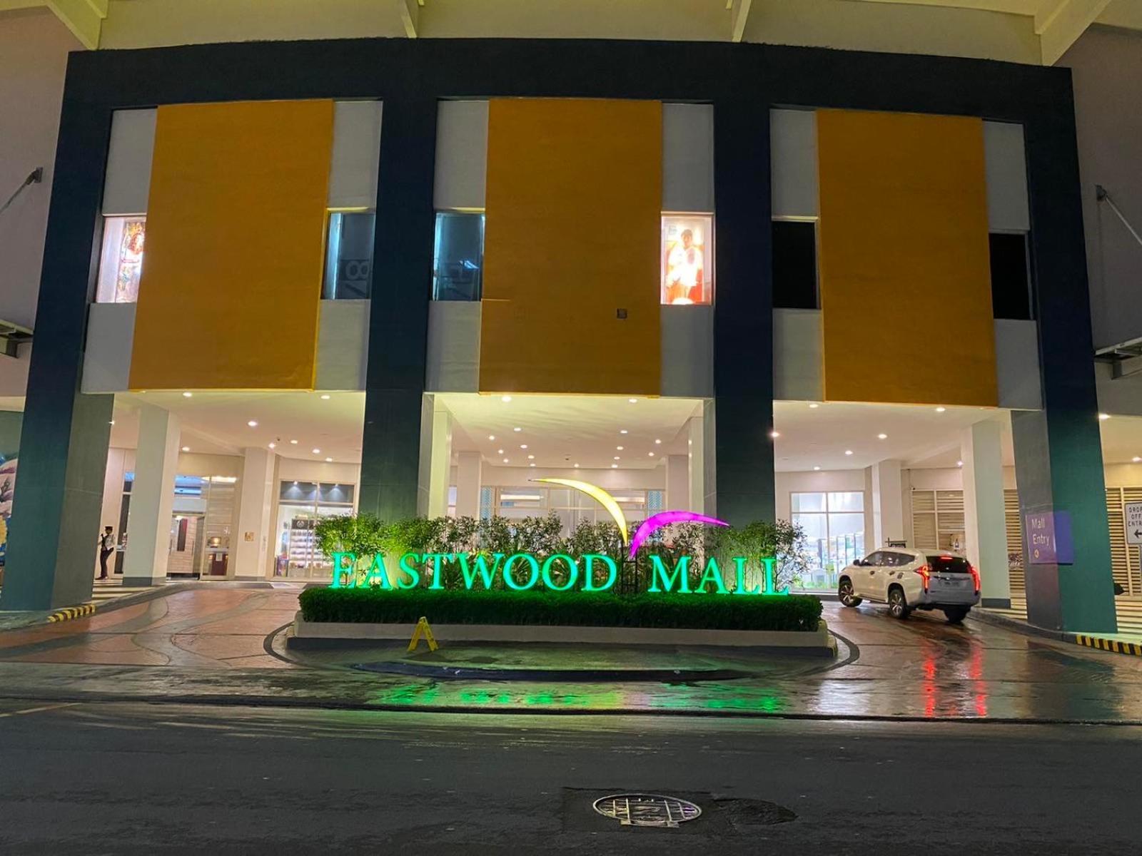 Classy 2Br Suite At Eastwood City With Pool And City Skyline View Μανίλα Εξωτερικό φωτογραφία
